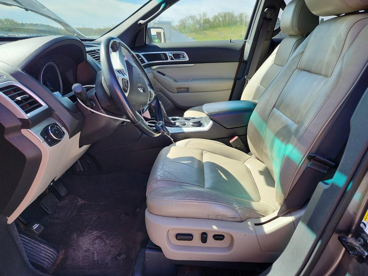 2016 Ford Explorer Xlt - Image 7