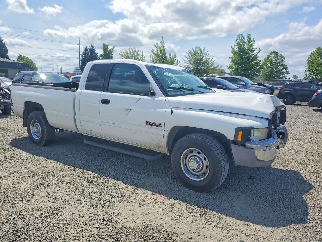 2001 Dodge Ram 2500 - Image 4