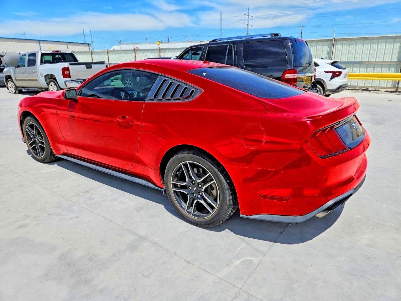 2019 Ford Mustang - Фото 2