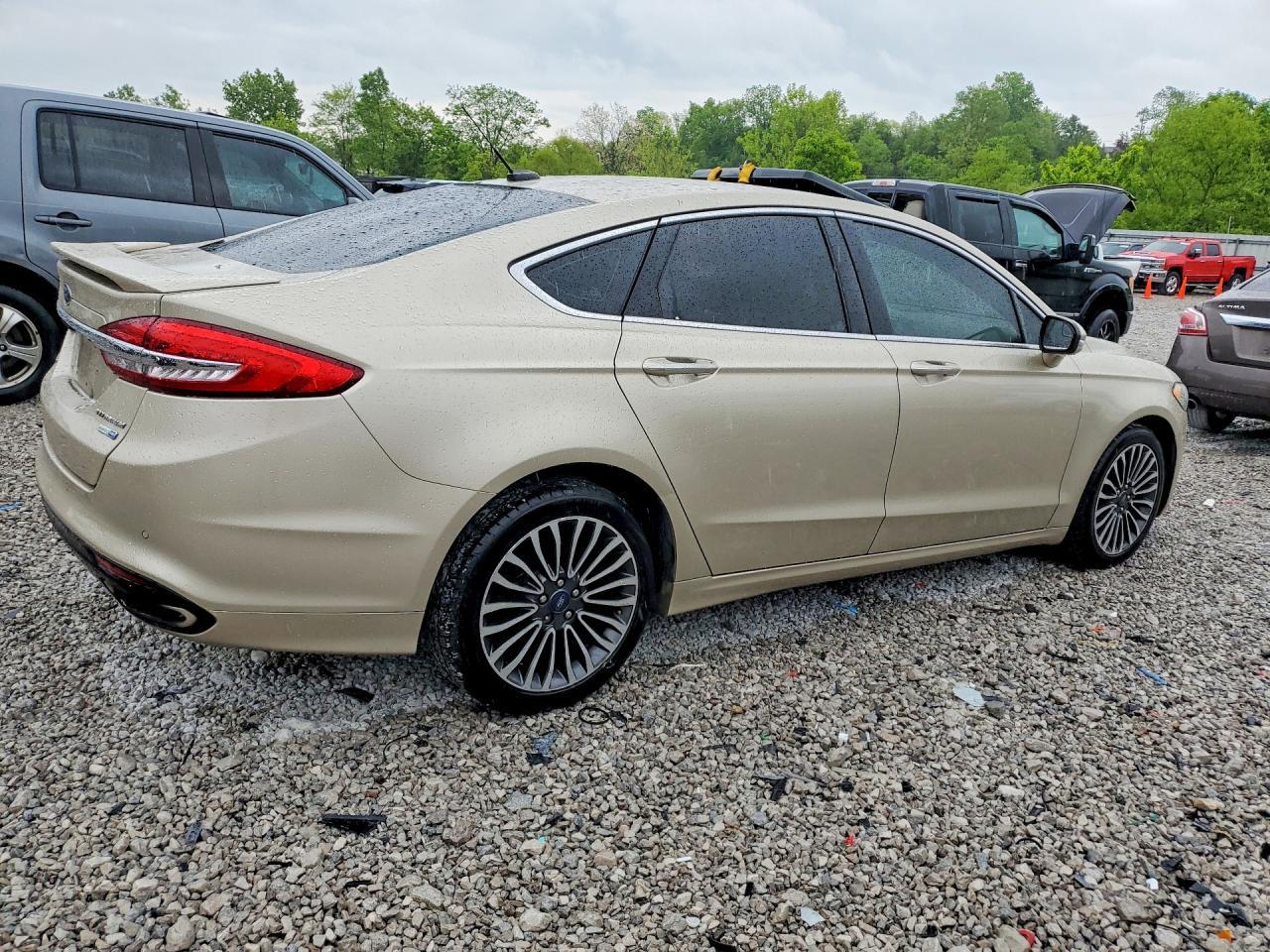 2018 Ford Fusion Titanium - Фото 3