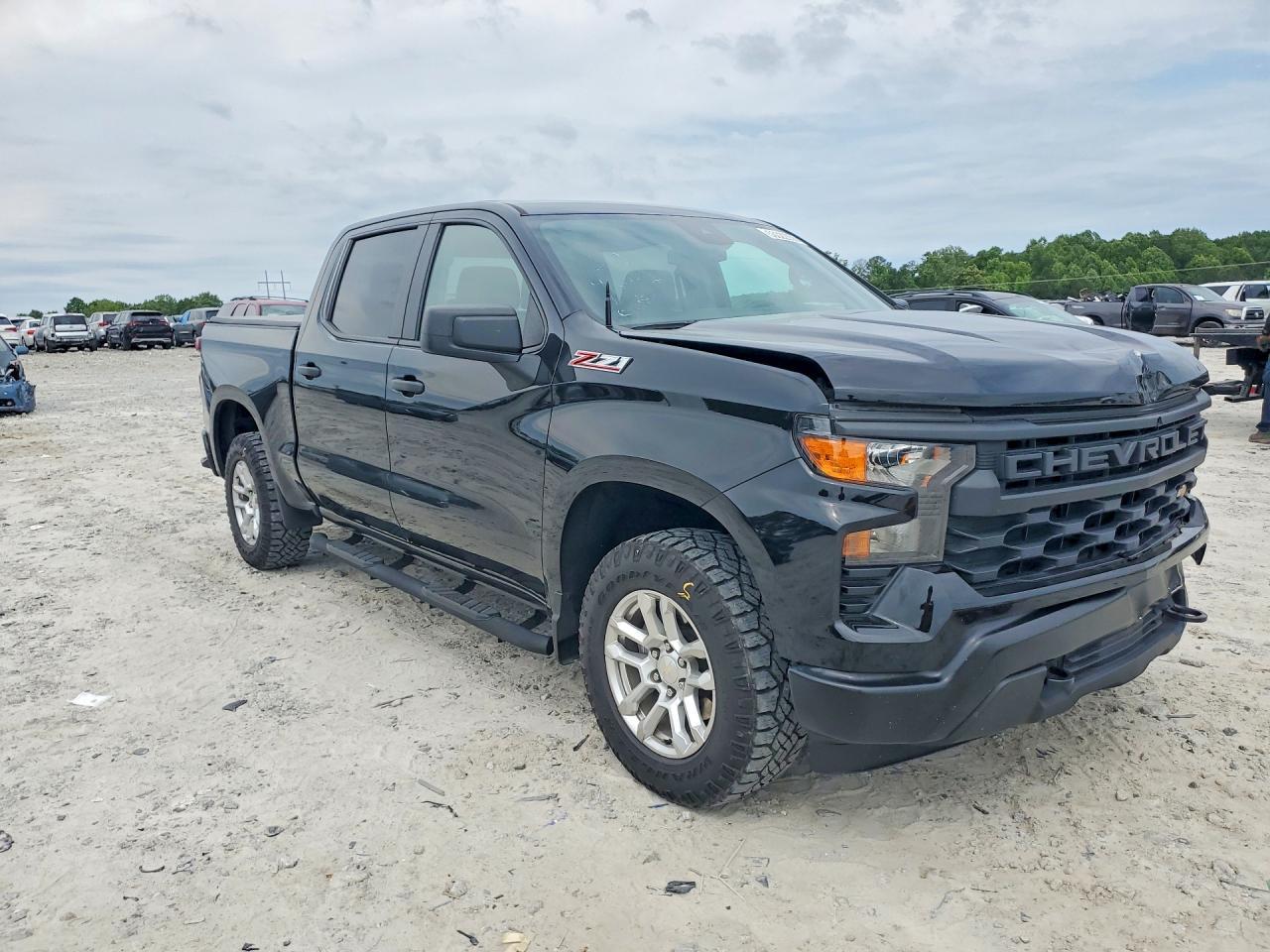2022 Chevrolet Silverado K1500 - Фото 4