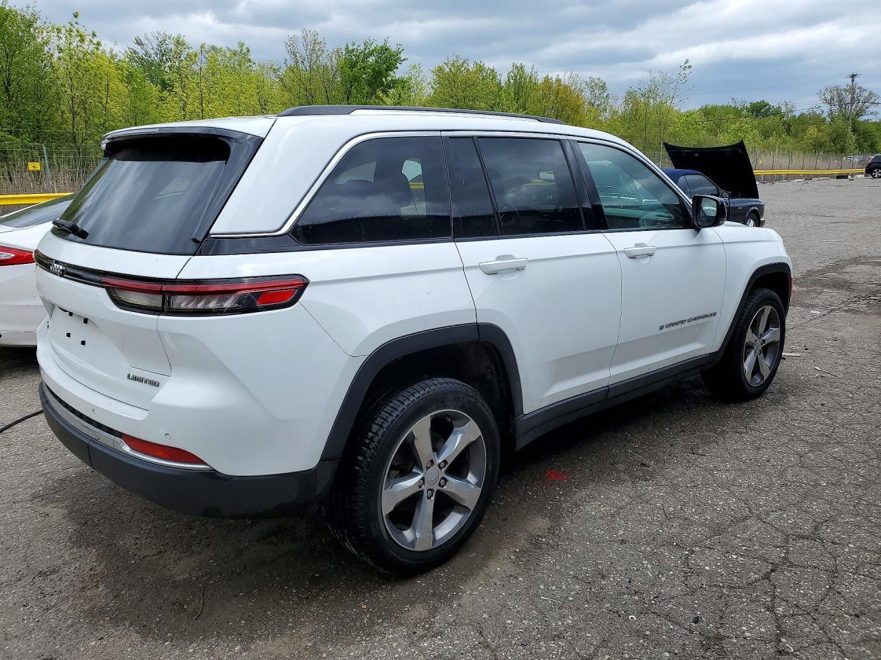 2022 Jeep Gr Cherokee - Фото 3