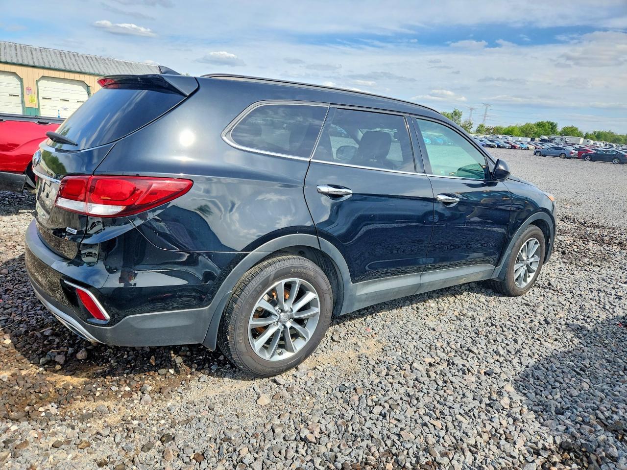 2018 Hyundai Santa Fe Se - Фото 3