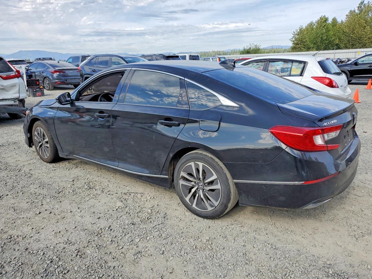 2022 Honda Accord Hybrid Exl - Image 2