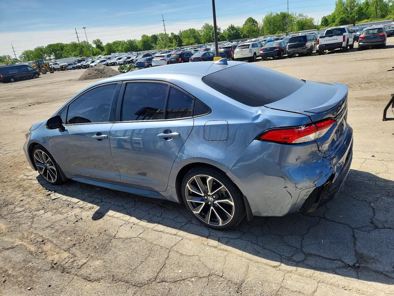 2022 Toyota Corolla Se - Фото 2