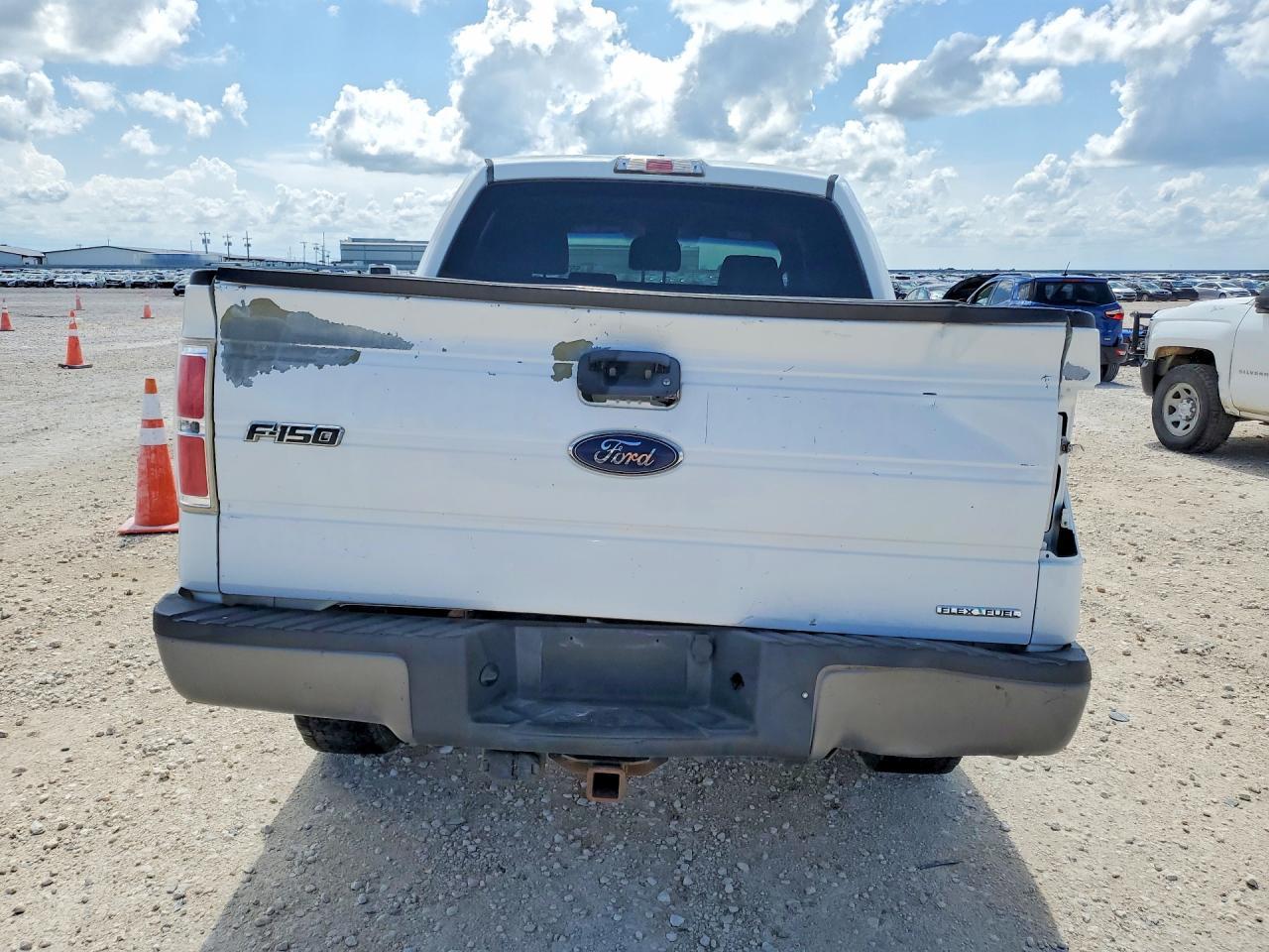 2013 Ford F150 Supercrew - Image 6