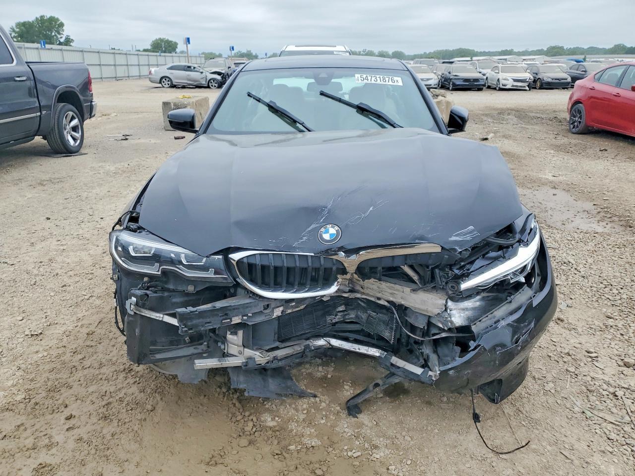 2021 BMW 330I - Фото 5