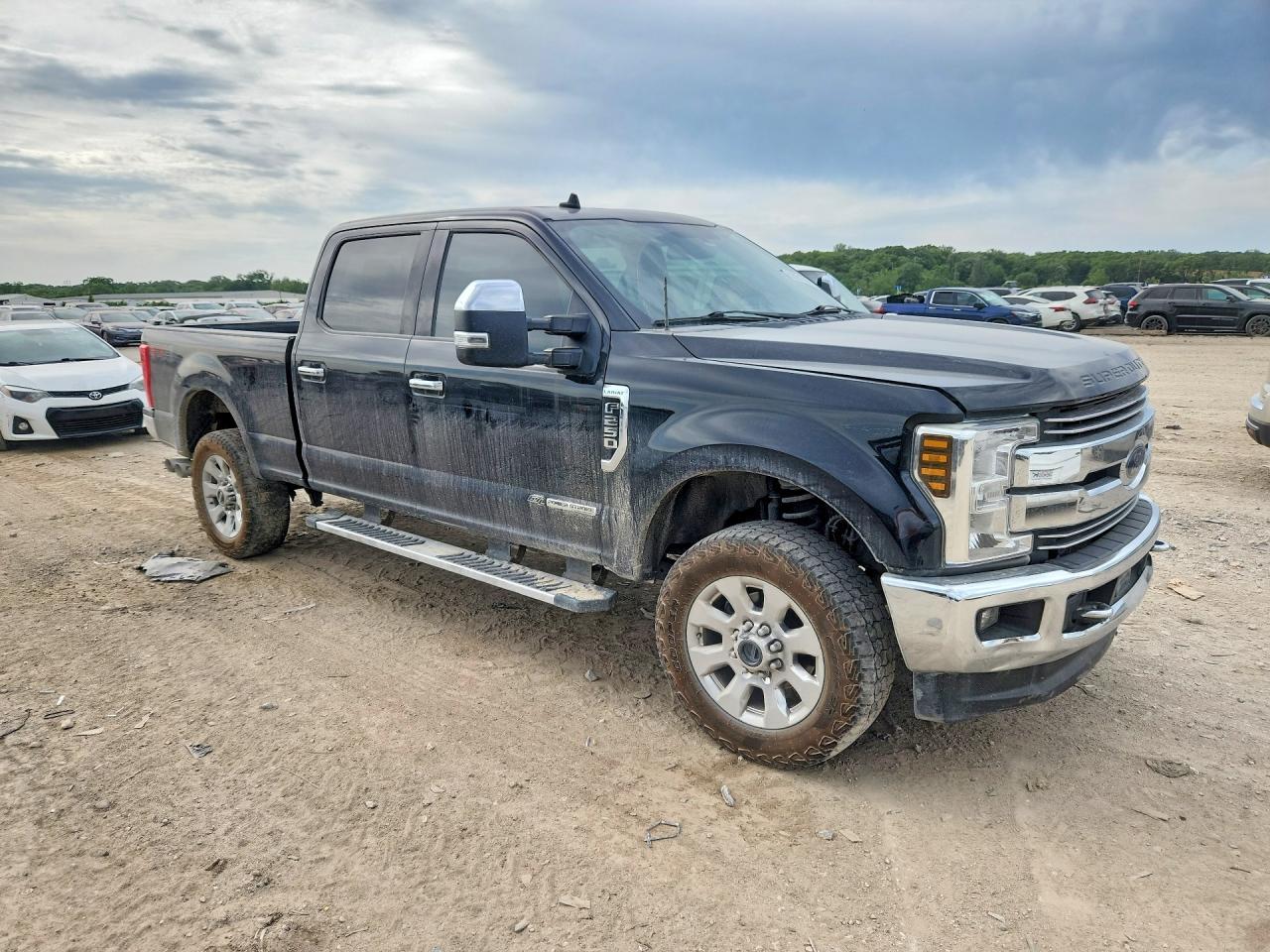 2019 Ford F250 Super Duty - Image 4
