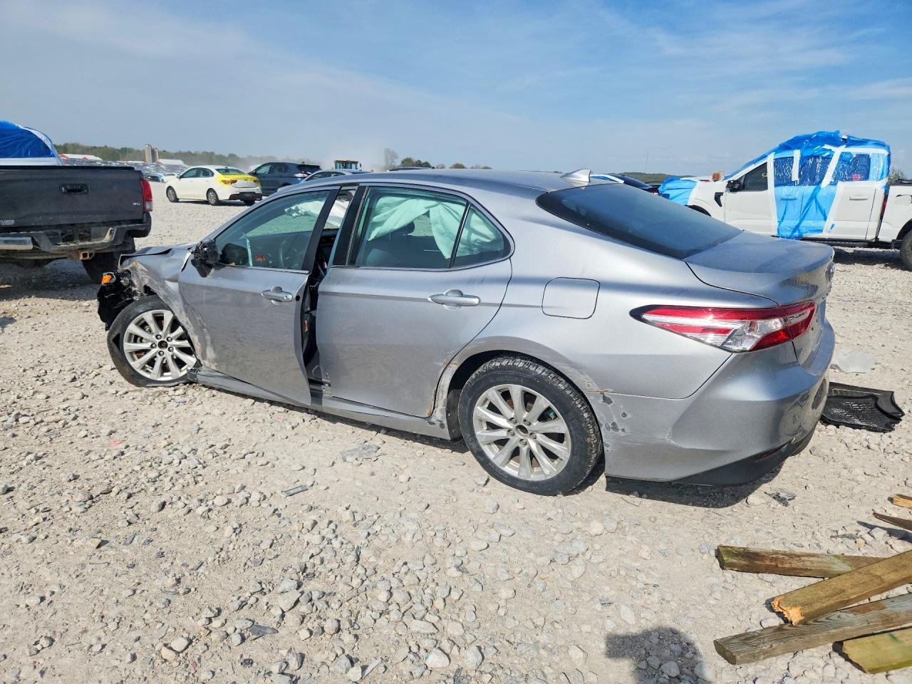 2020 Toyota Camry Le - Image 2