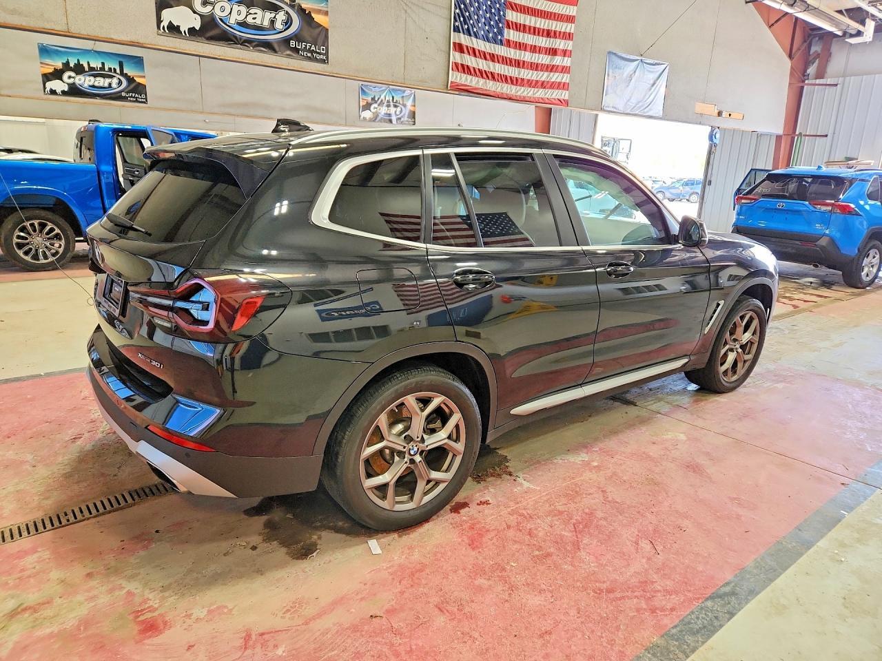 2022 BMW X3 xDrive30I - Фото 3