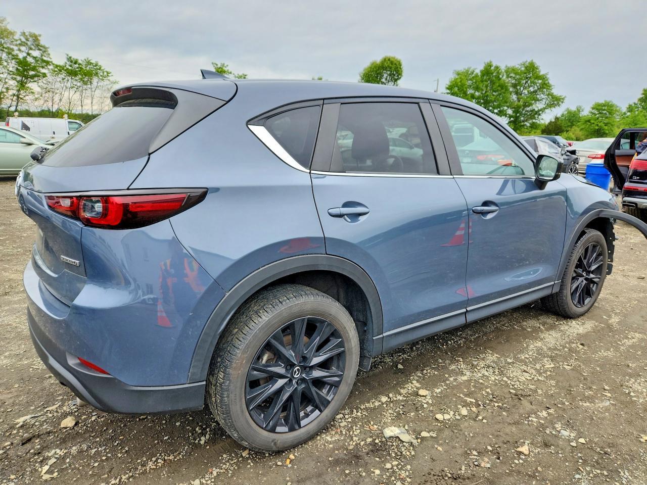 2023 Mazda Cx-5 Preferred - Image 3