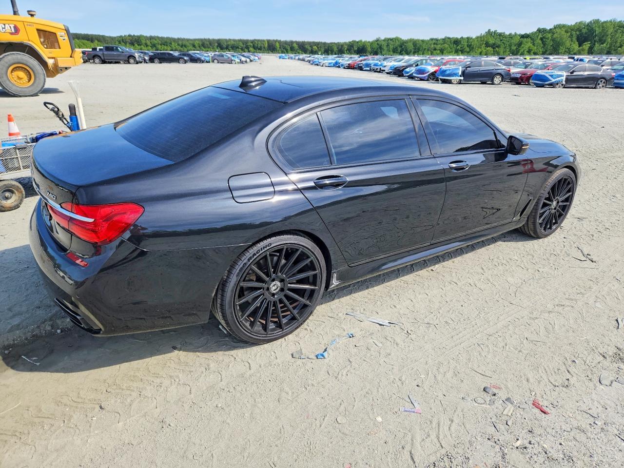 2017 BMW 740 I - Image 3