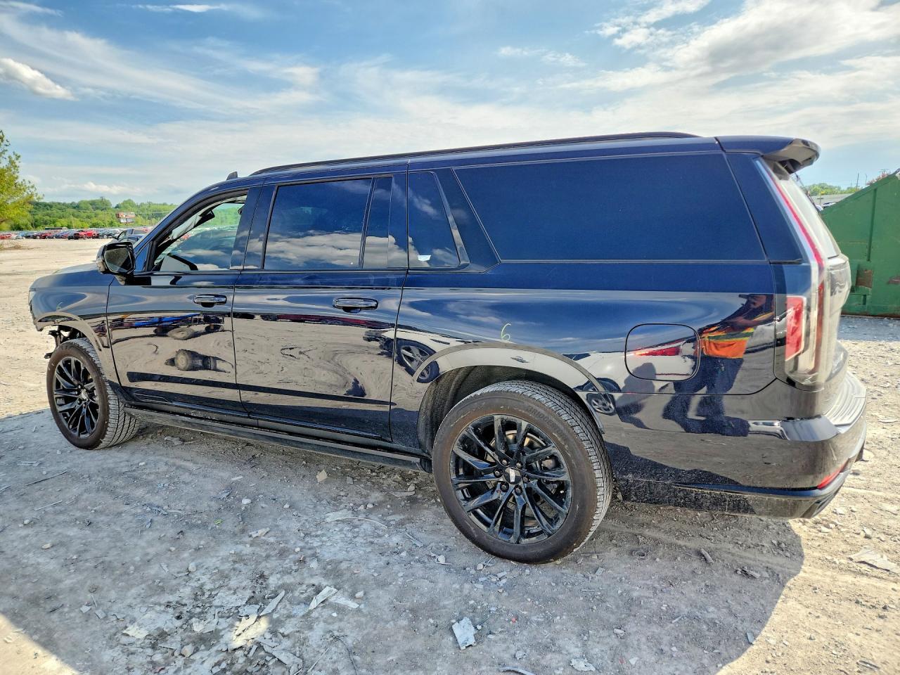 2023 Cadillac Escalade Esv Sport - Фото 2