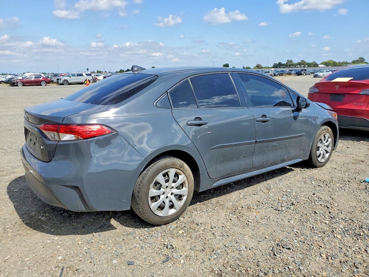 2024 Toyota Corolla Le - Image 3
