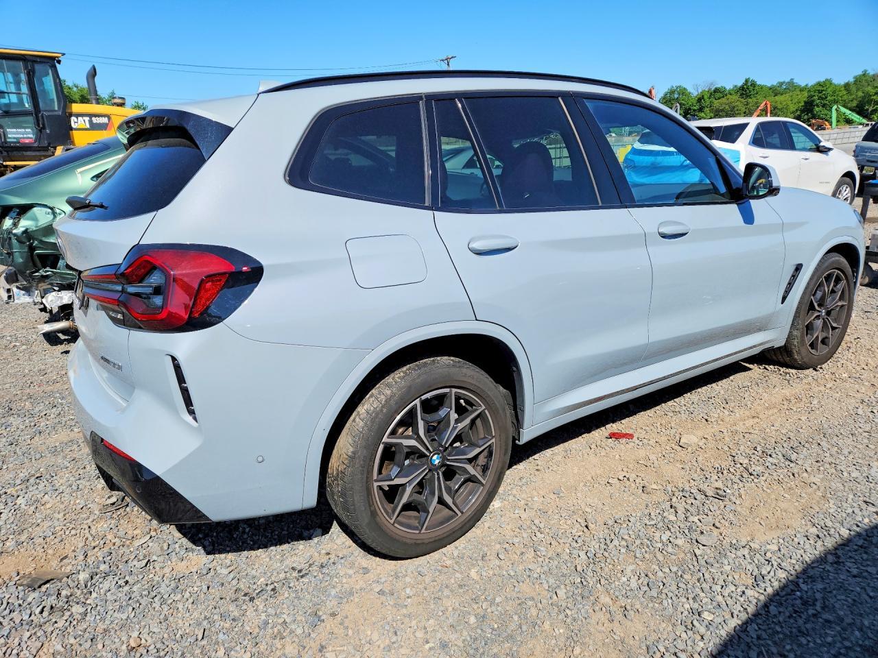 2024 BMW X3 xDrive30I - Image 3