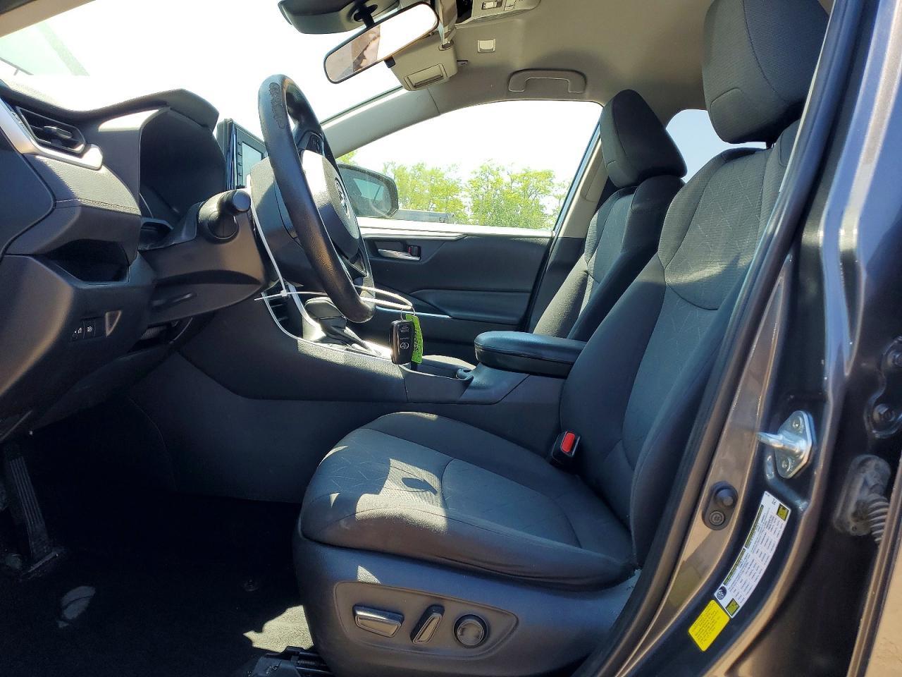 2021 Toyota Rav4 Xle - Image 7