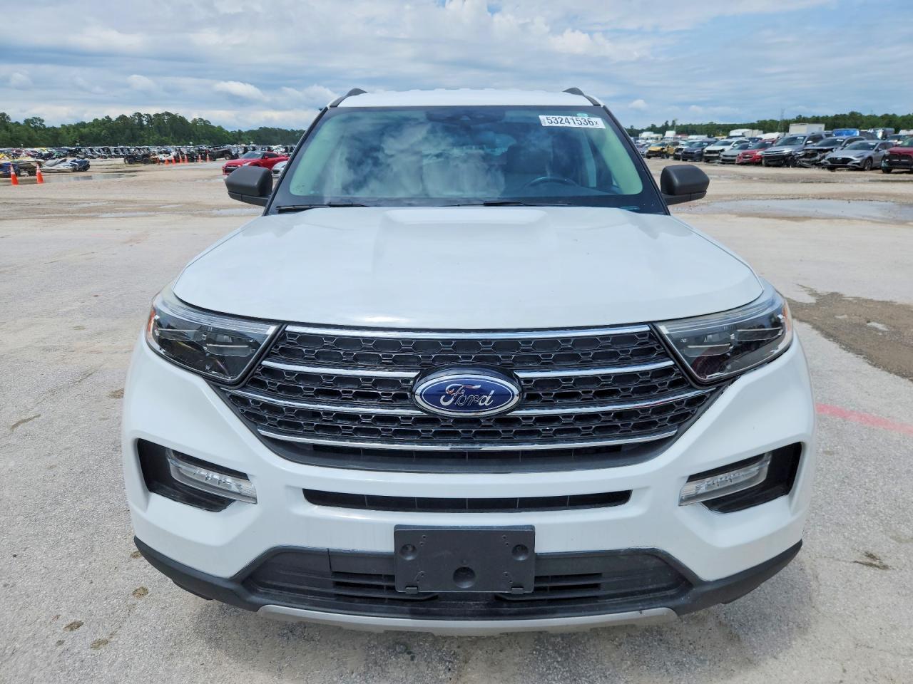 2020 Ford Explorer Xlt - Фото 5