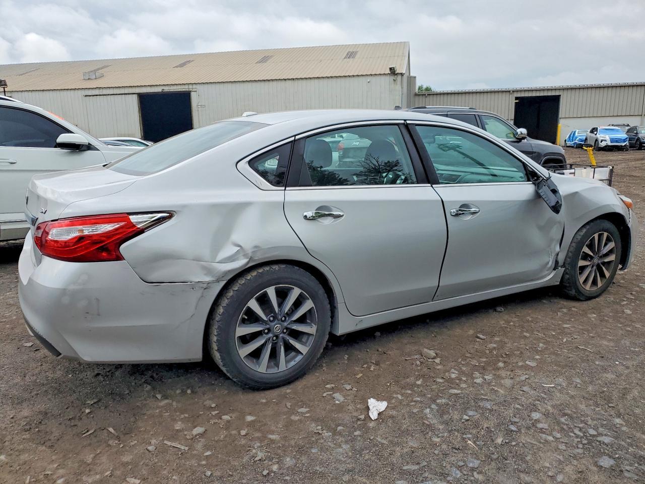 2017 Nissan Altima 2.5 Sv - Фото 3