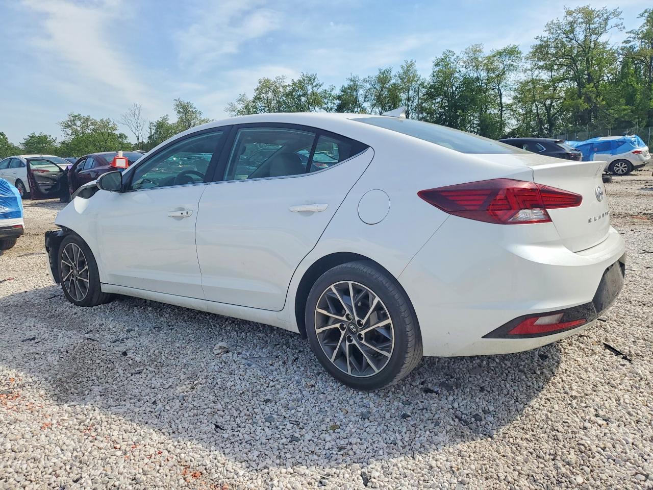 2020 Hyundai Elantra Limited - Image 2