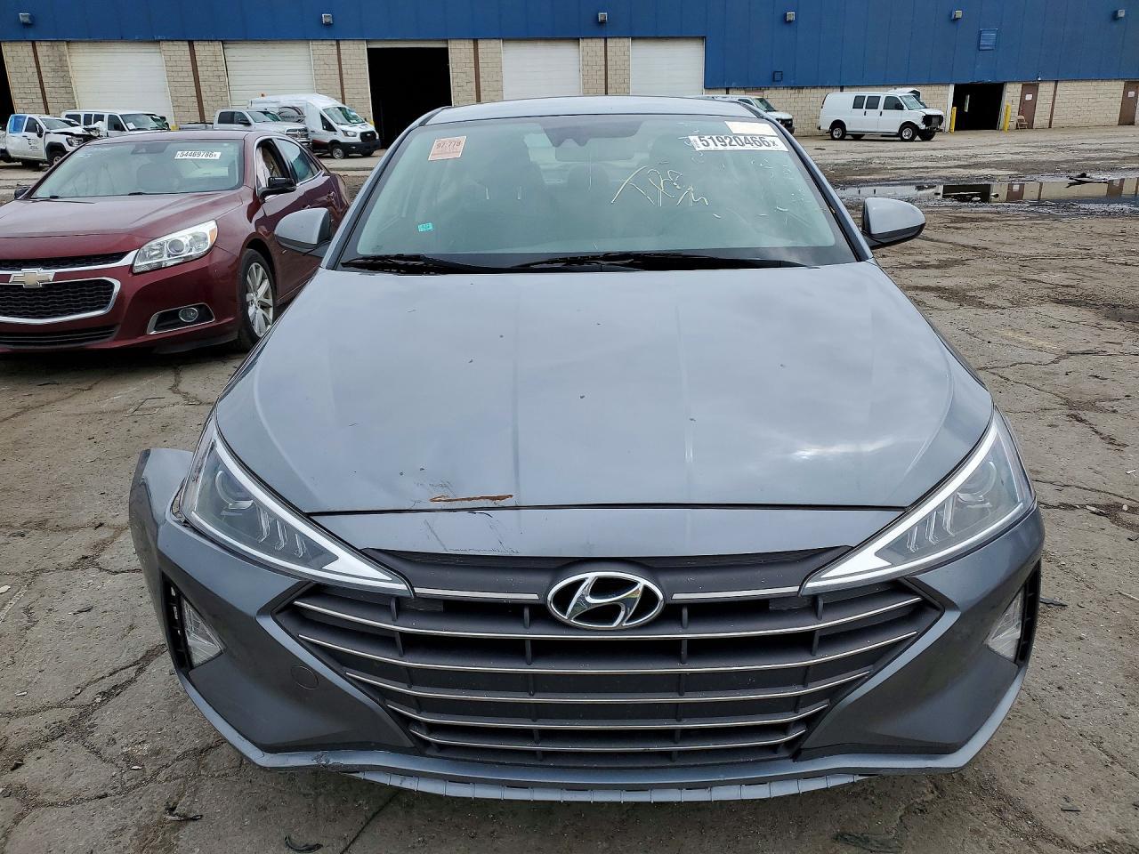 2019 Hyundai Elantra Sel - Фото 5