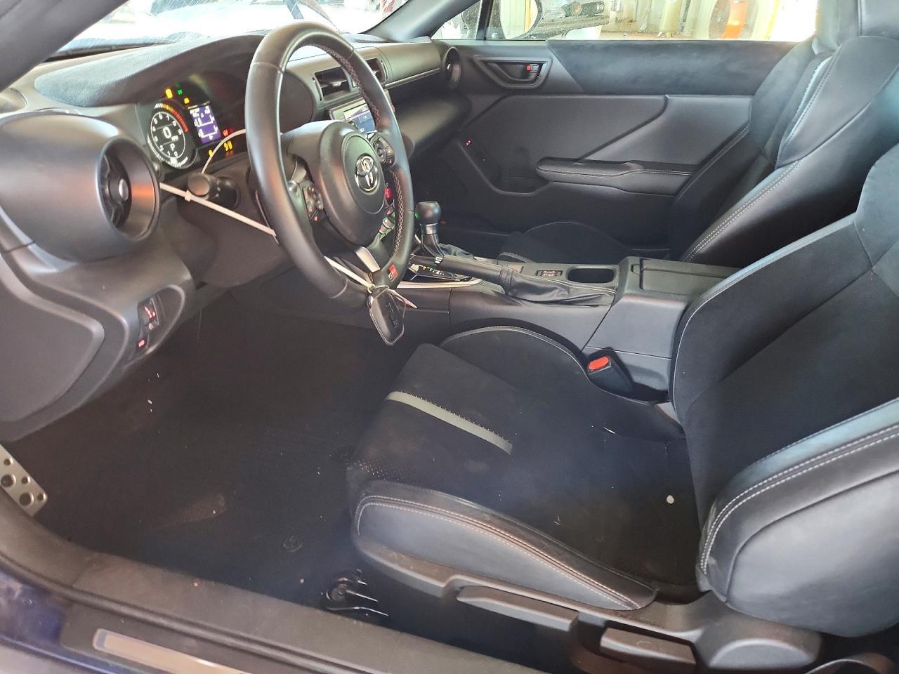 2025 Toyota Gr 86 Premium - Фото 7