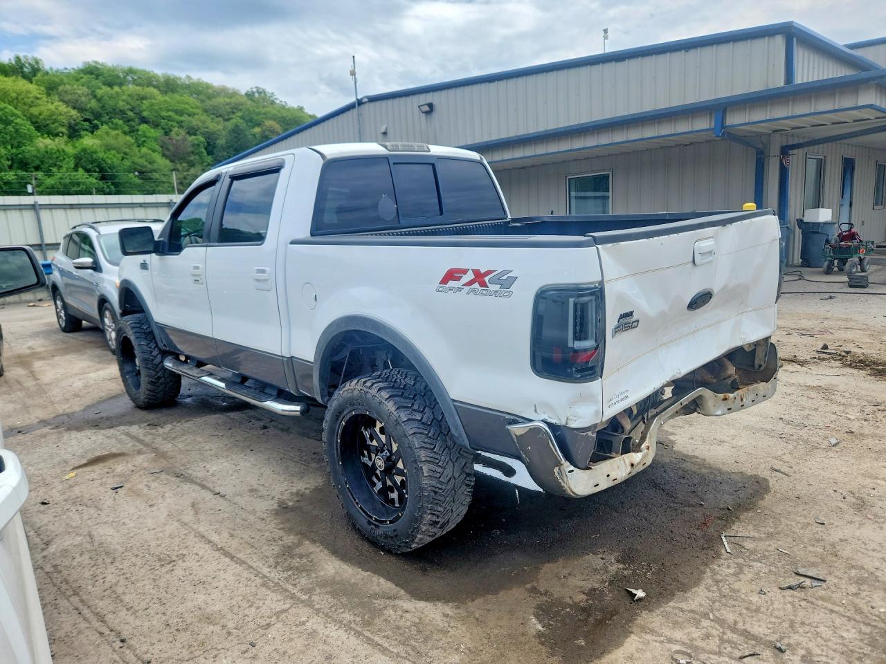 2008 Ford F150 Supercrew - Image 2