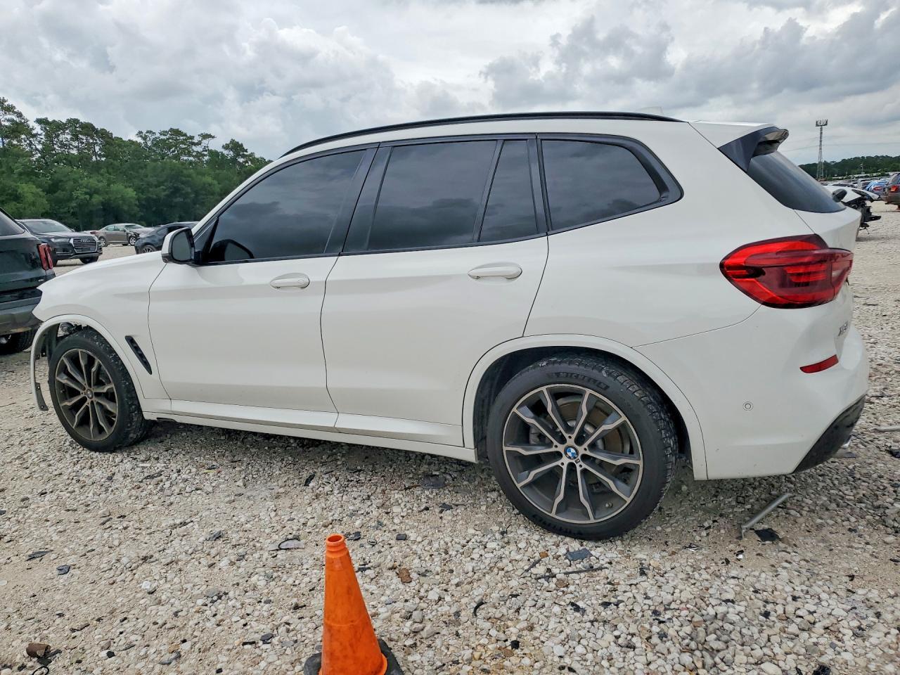 2020 BMW X3 Sdrive30I - Фото 2