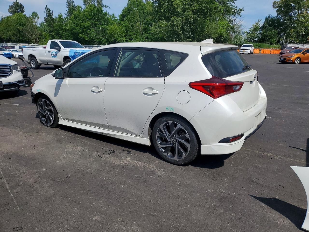 2017 Toyota Corolla Im Base - Image 2