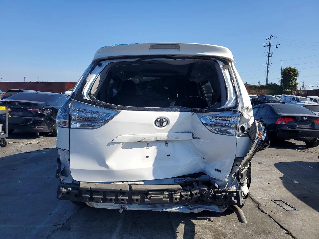 2016 Toyota Sienna Se Premium - Image 6