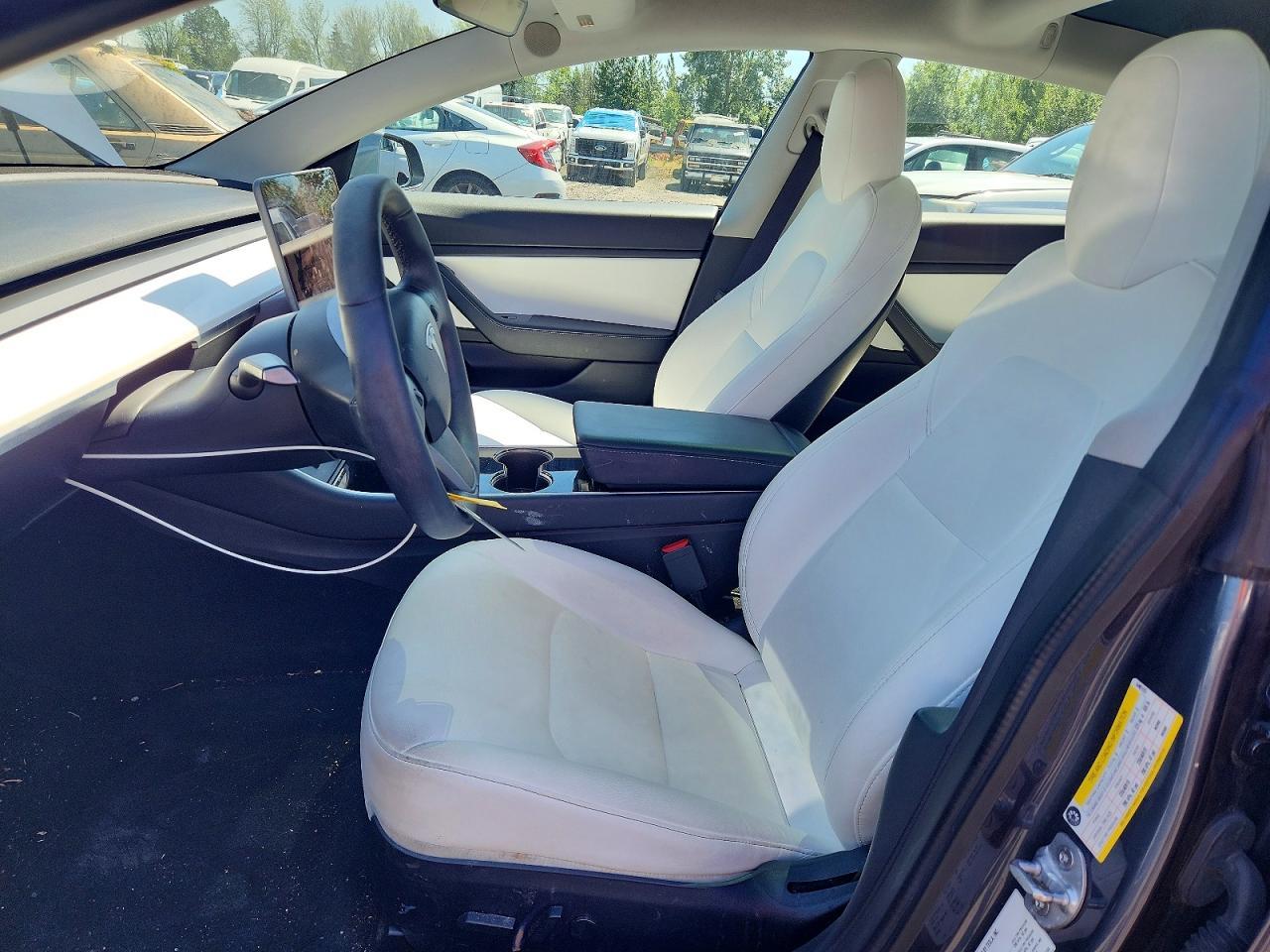 2020 Tesla Model 3 - Image 7
