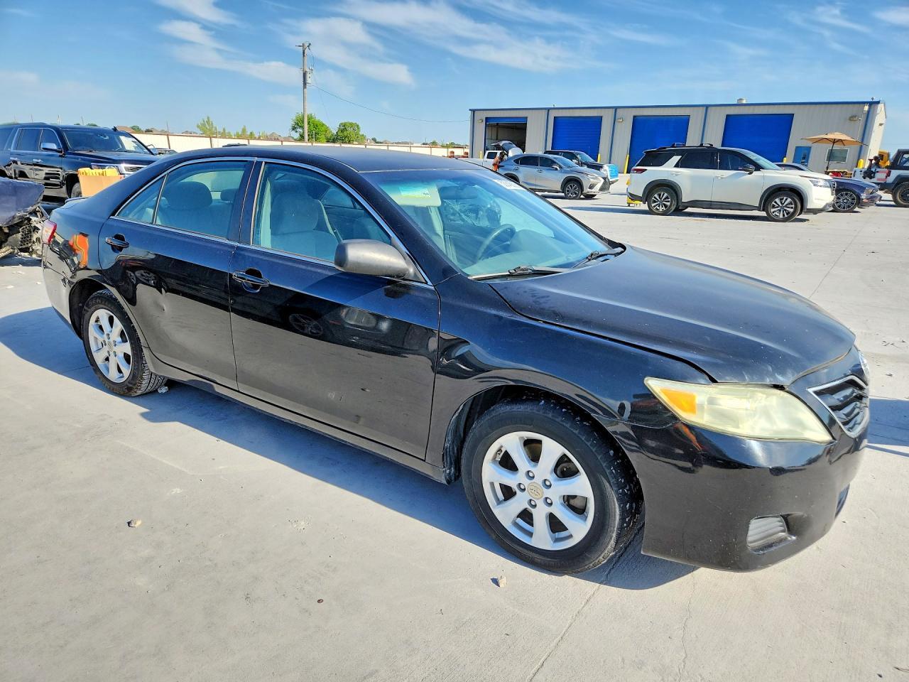 2011 Toyota Camry Le - Фото 4