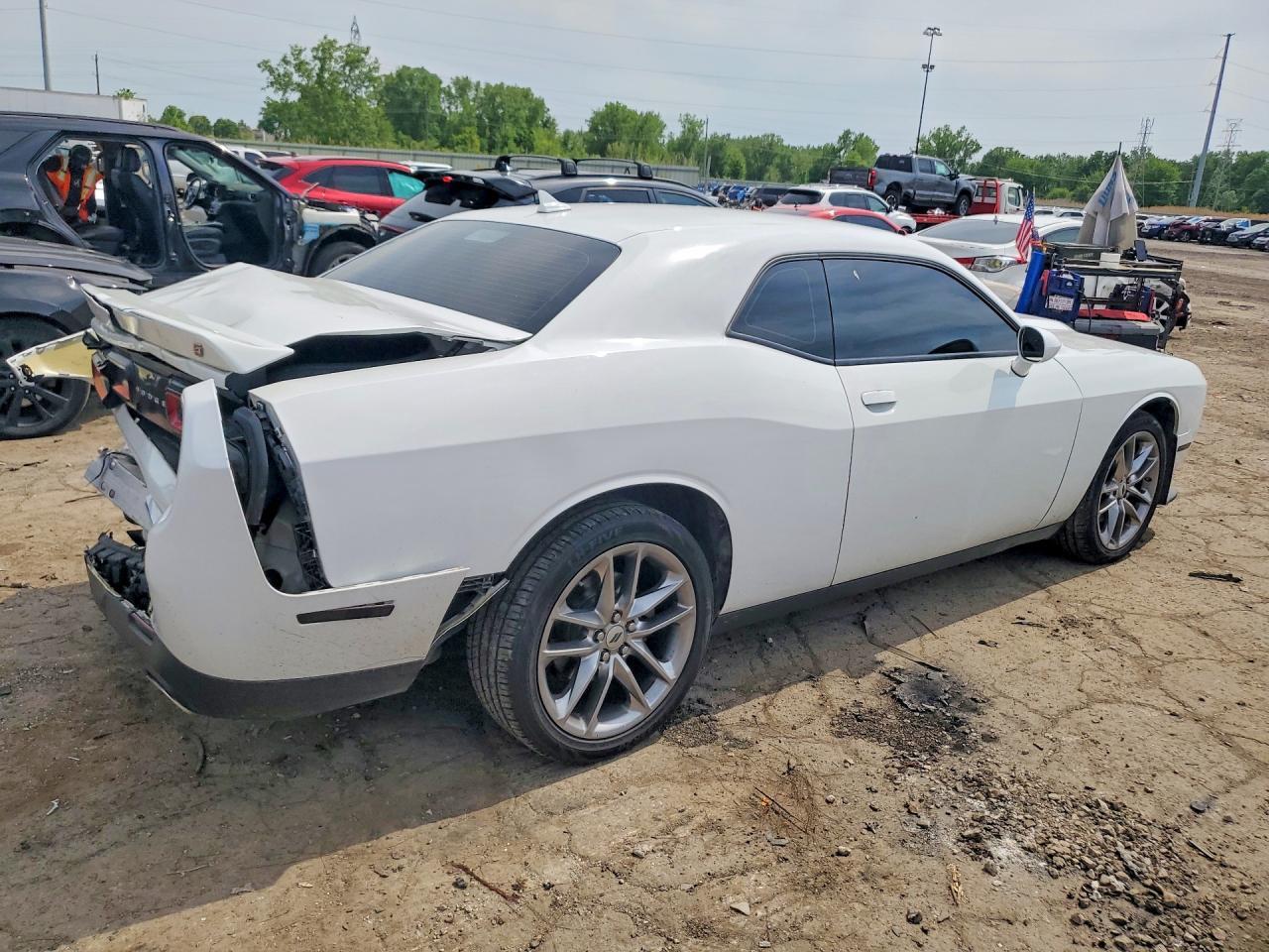 2022 Dodge Challenger Gt - Фото 3