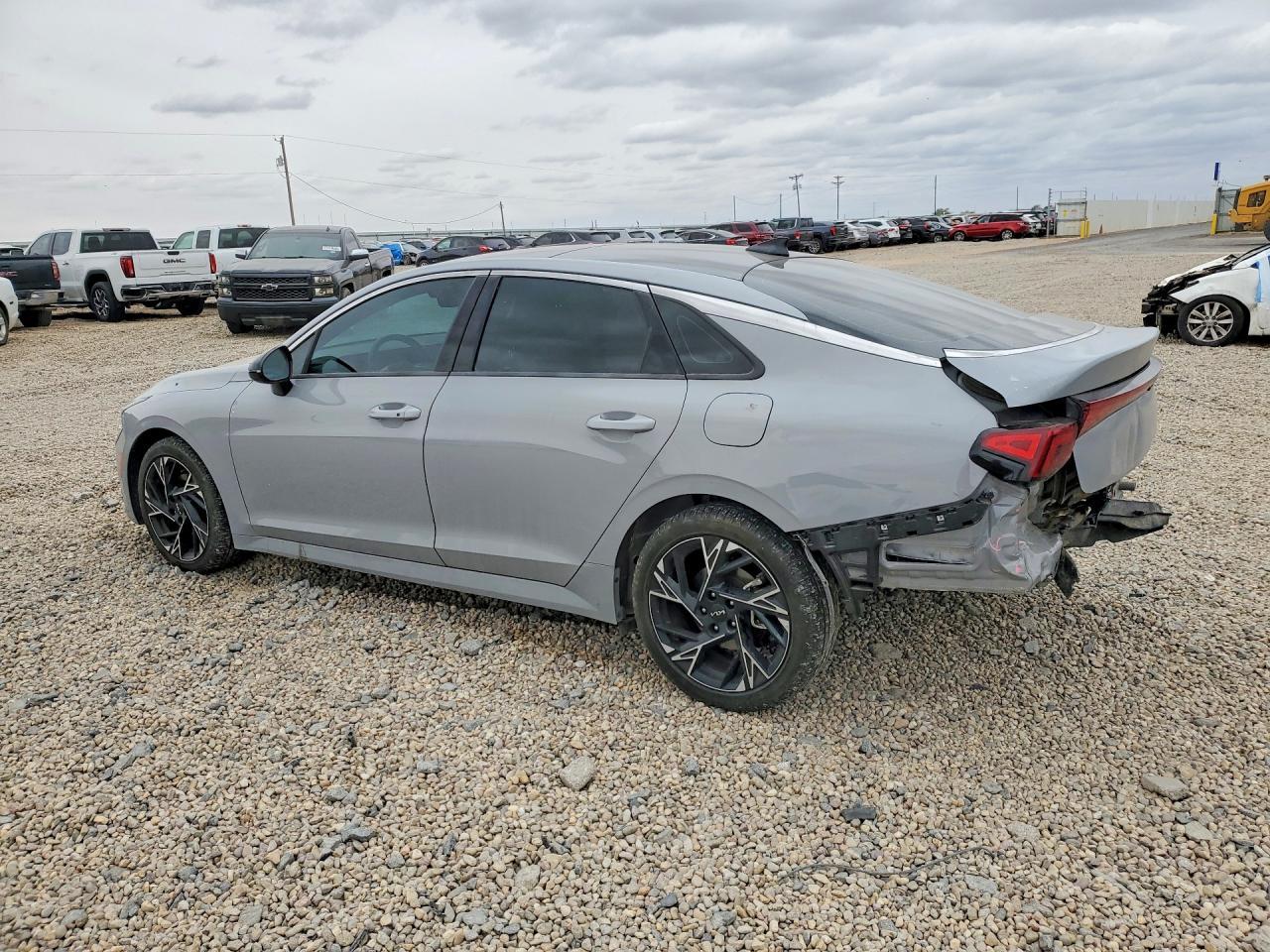 2025 Kia K5 Gt Line - Фото 2