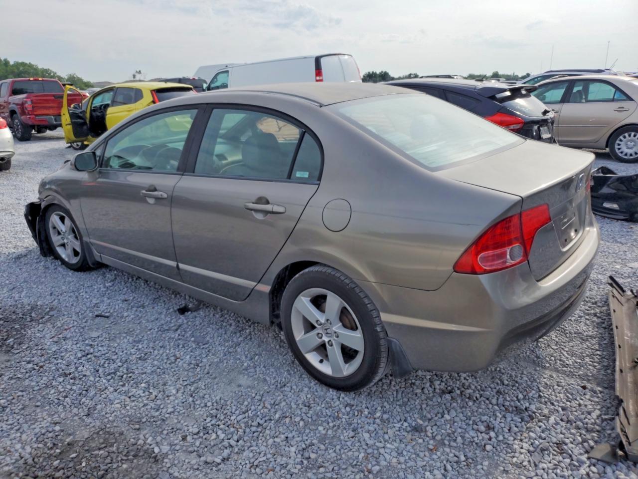 2007 Honda Civic Lx - Фото 2