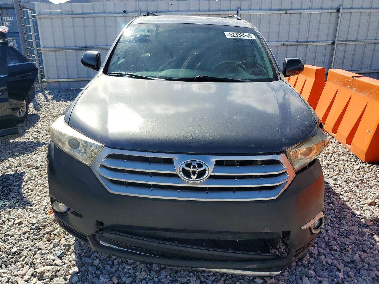 2012 Toyota Highlander Se - Image 5