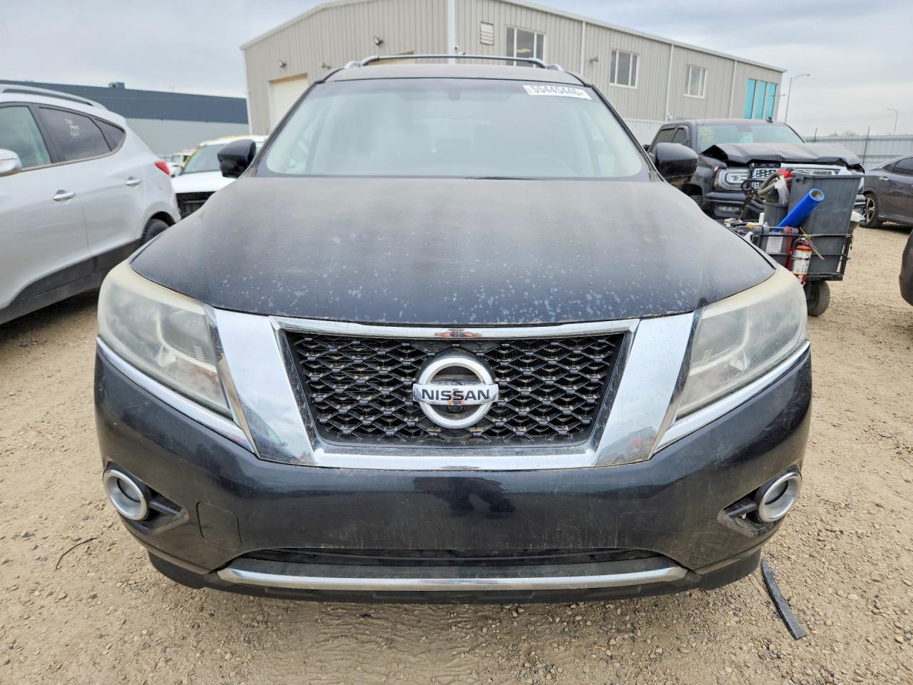 2014 Nissan Pathfinder Hybrid Sv - Image 5