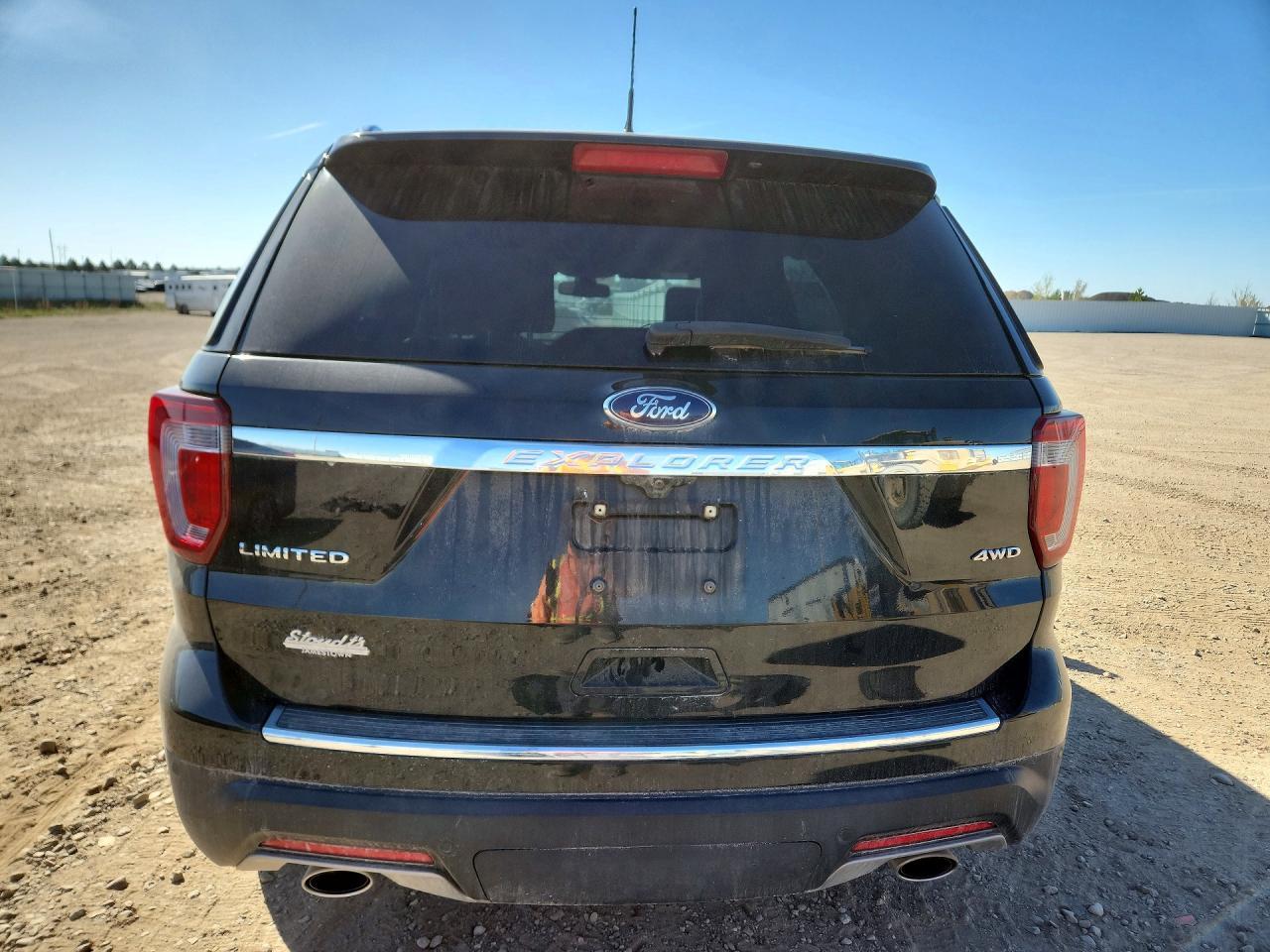 2018 Ford Explorer Limited - Image 6