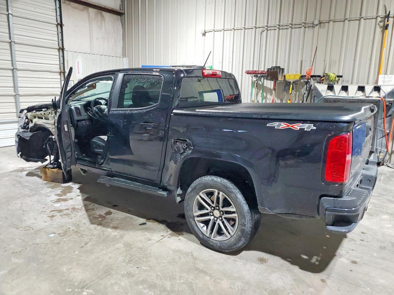 2022 Chevrolet Colorado - Фото 2