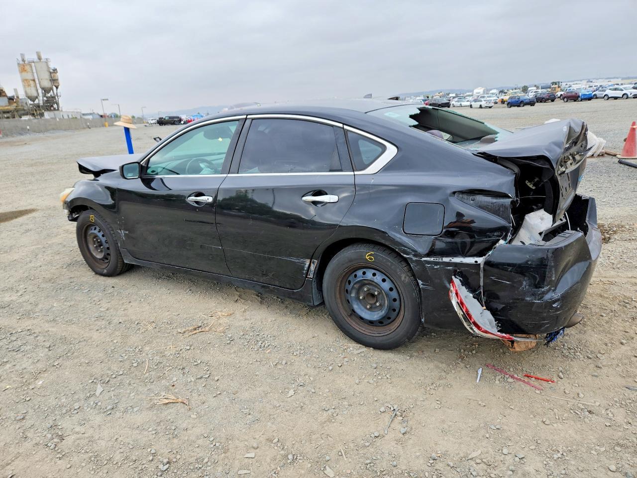 2013 Nissan Altima 2.5 - Фото 2