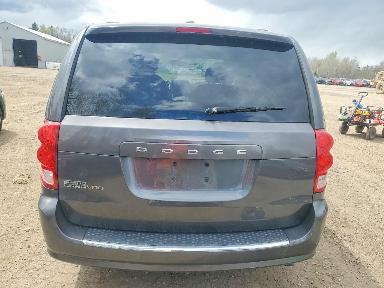 2017 Dodge Grand Caravan Se - Image 6