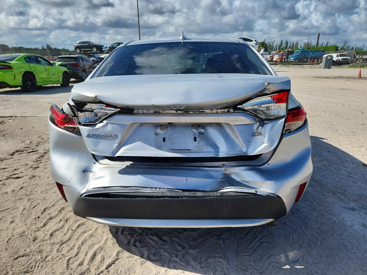 2021 Toyota Corolla Le - Фото 6