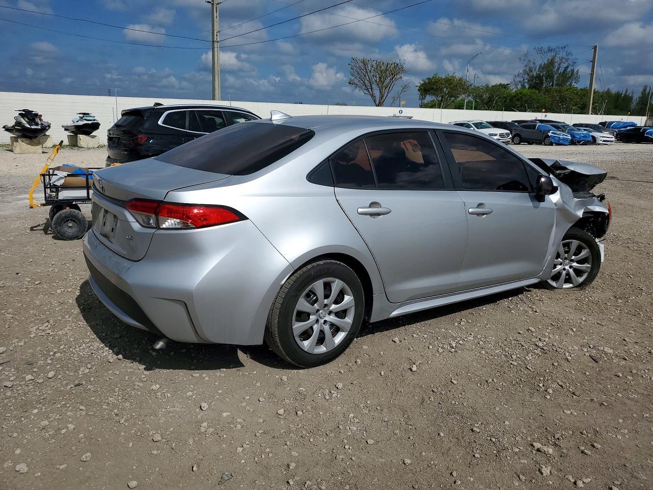 2020 Toyota Corolla Le - Фото 3