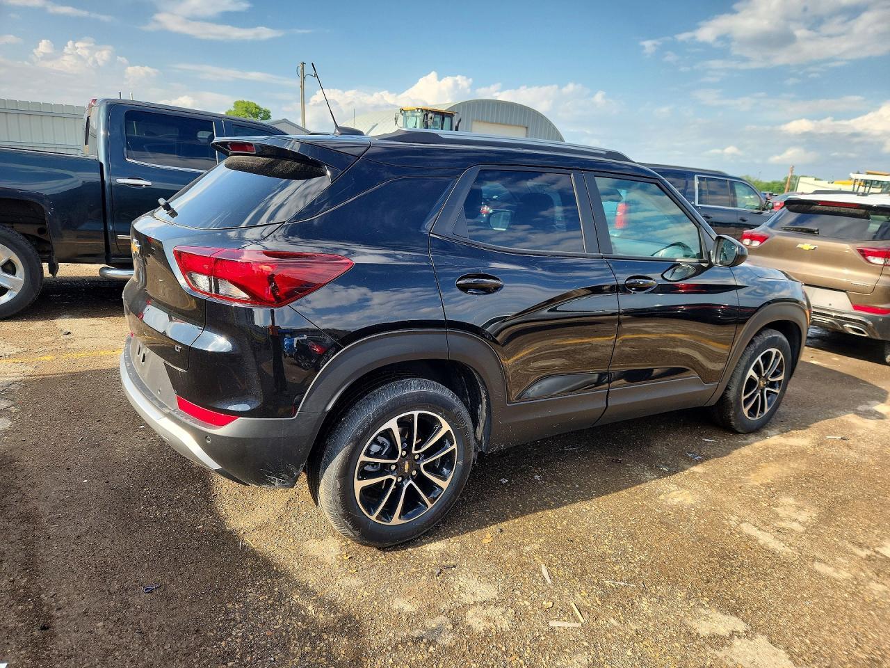 2025 Chevrolet Trailblazer Lt - Фото 3