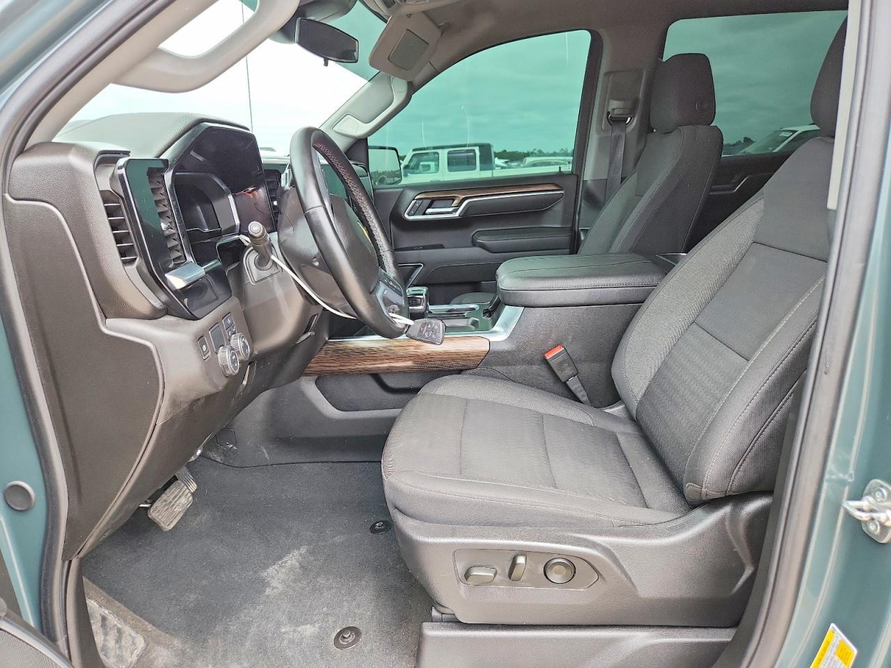 2025 Chevrolet Silverado C1500 Lt - Image 7