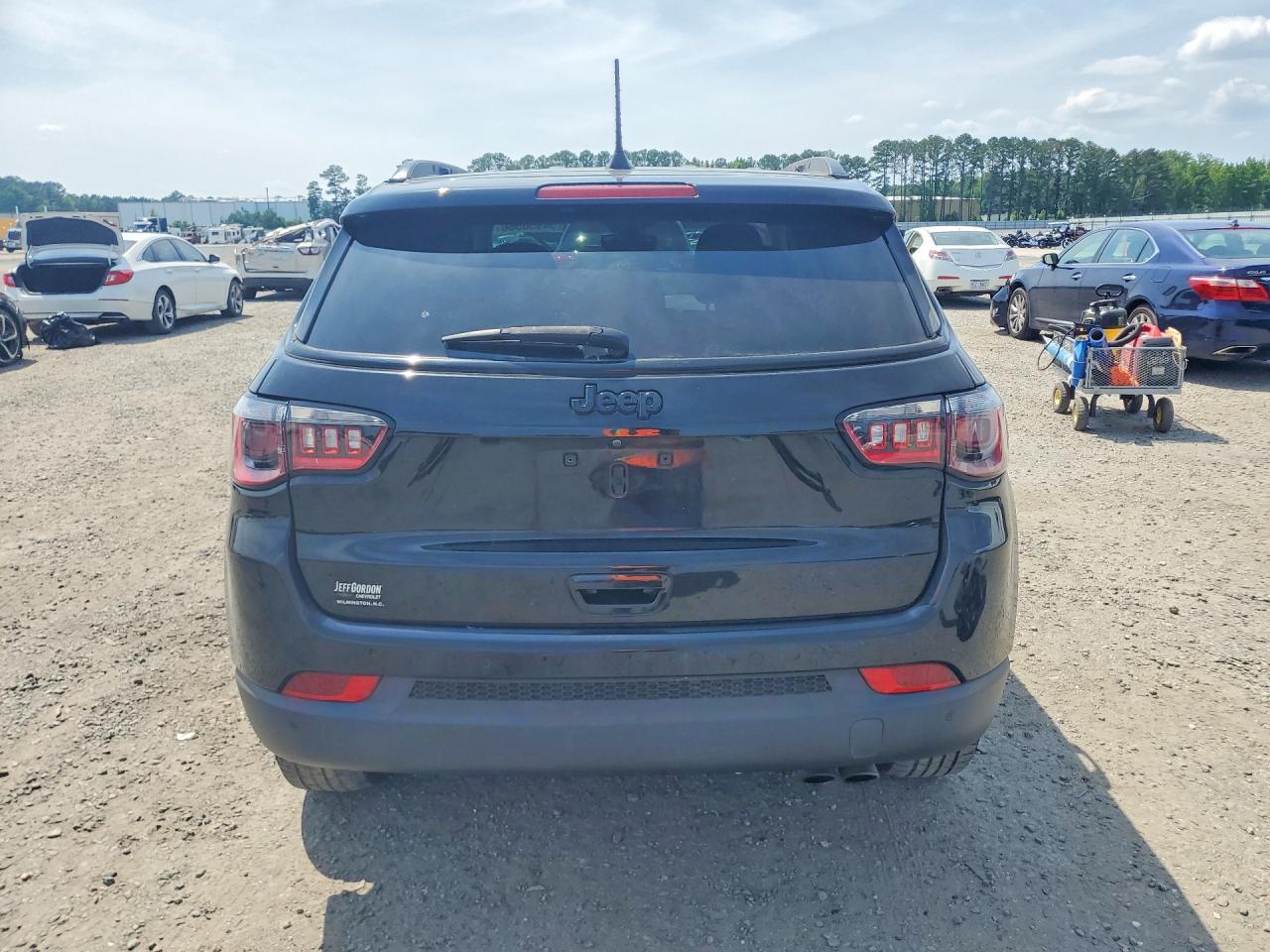 2021 Jeep Compass Latitude - Фото 6