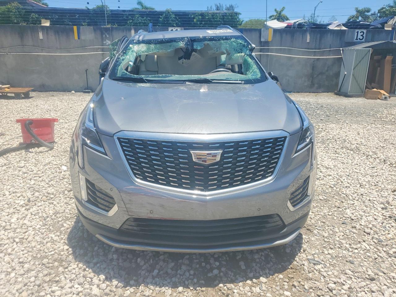2021 Cadillac Xt5 Premium Luxury - Image 5