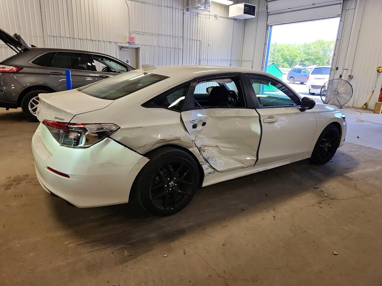 2023 Honda Civic Sport - Фото 3