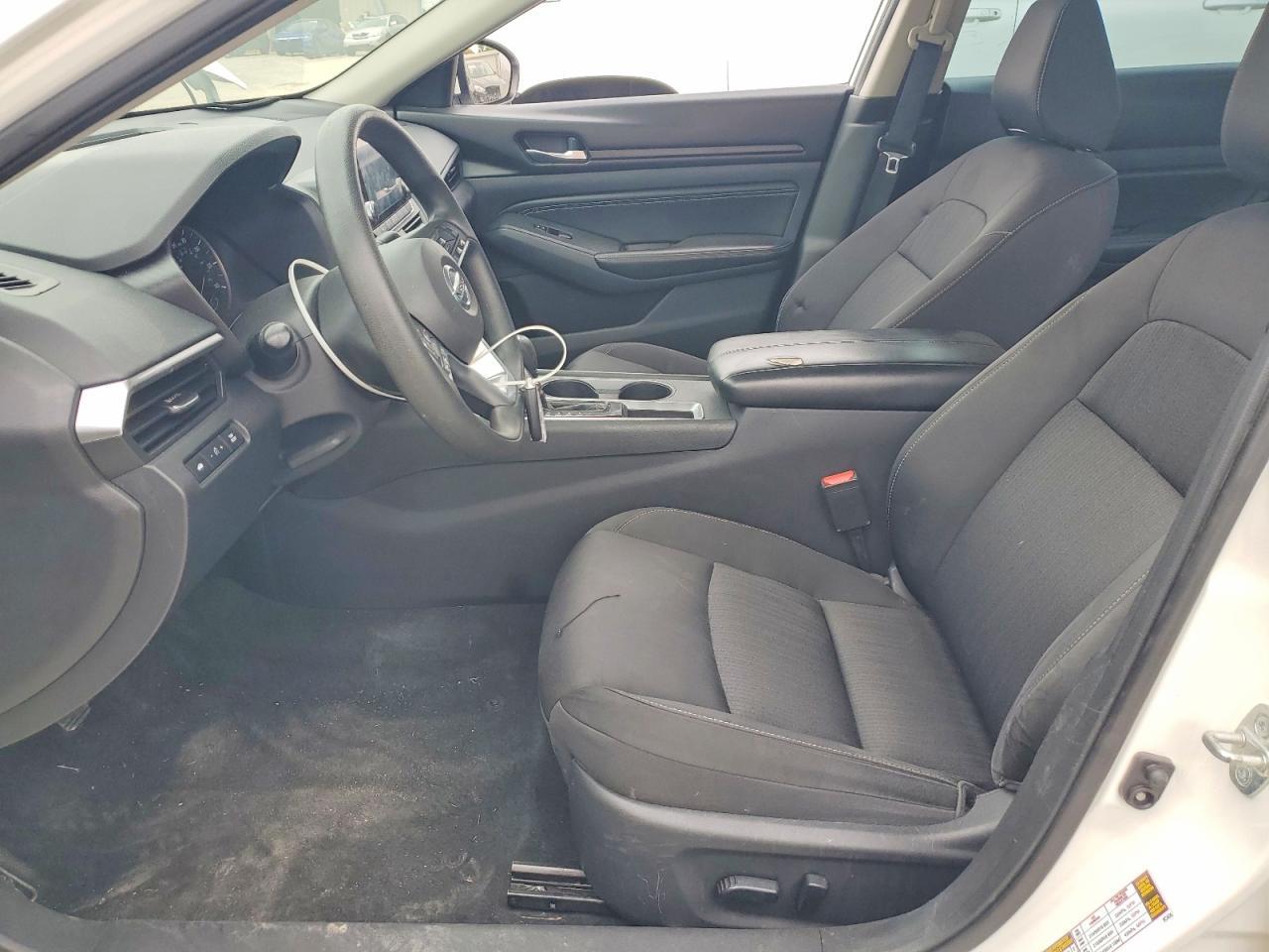 2019 Nissan Altima S - Фото 7