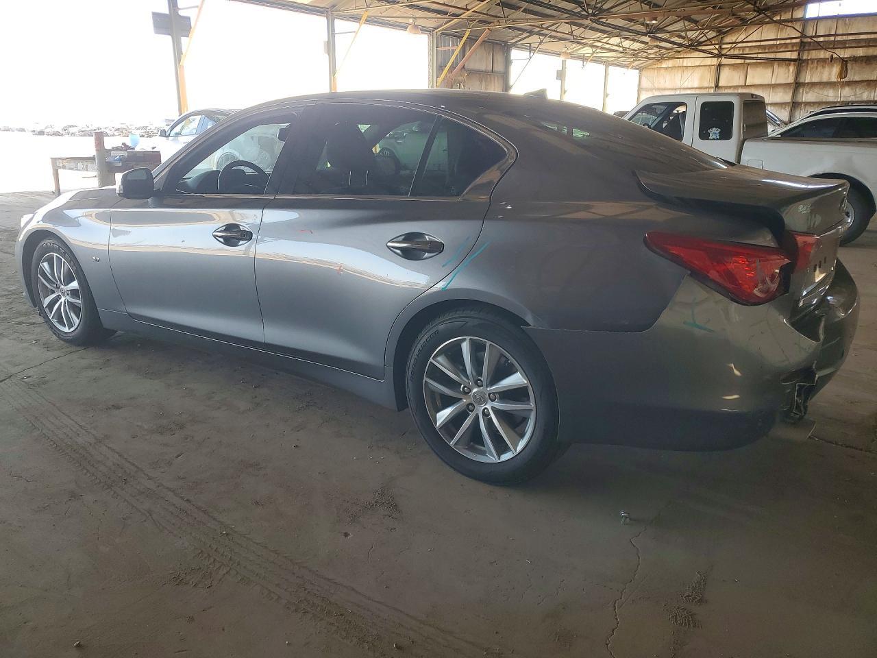 2015 Infiniti Q50 Premium - Фото 2