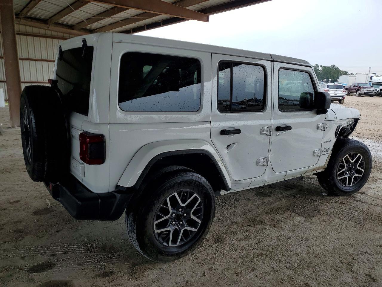 2024 Jeep Wrangler Sahara - Image 3